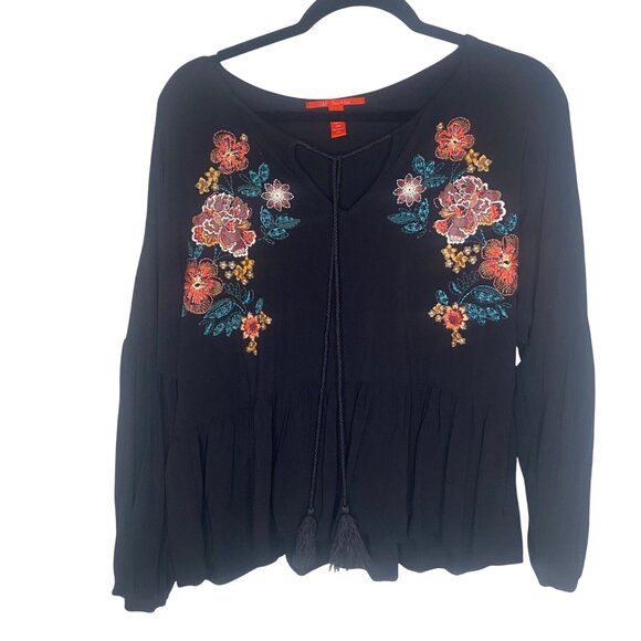 Chelsea & Violet Top Womens M Black Floral Embroidered Long Sleeve Boho Flowy - Picture 1 of 10